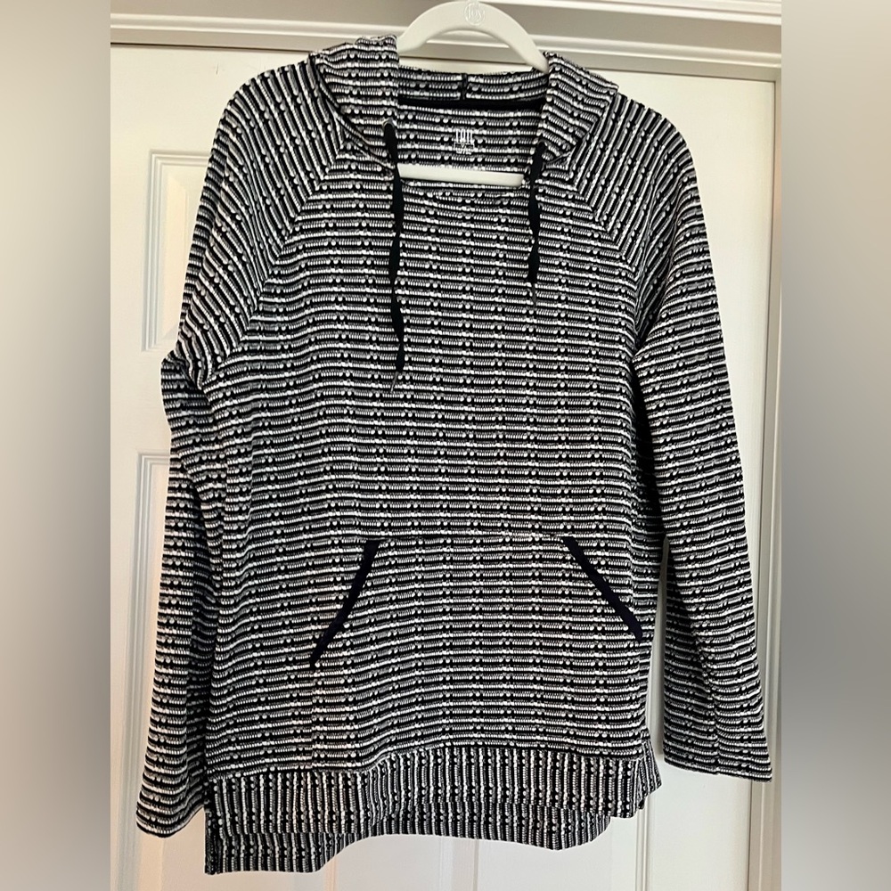 XL Tail Women's Black and White Striped Active Hoodie